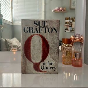 Sue Crafton - Q is for Quarry